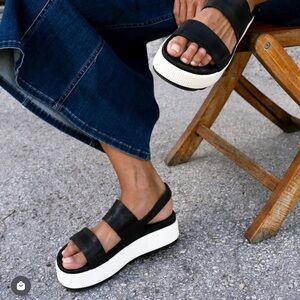 REEF Water Vista Higher Black Vintage Sandals Women’s Size 10